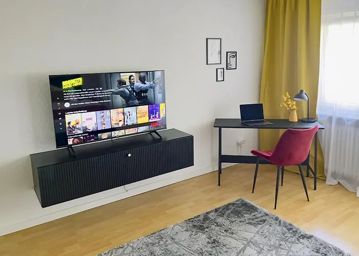 M&D Apartments Naehe Volkspark Mit Balkon - Netflix - Kueche