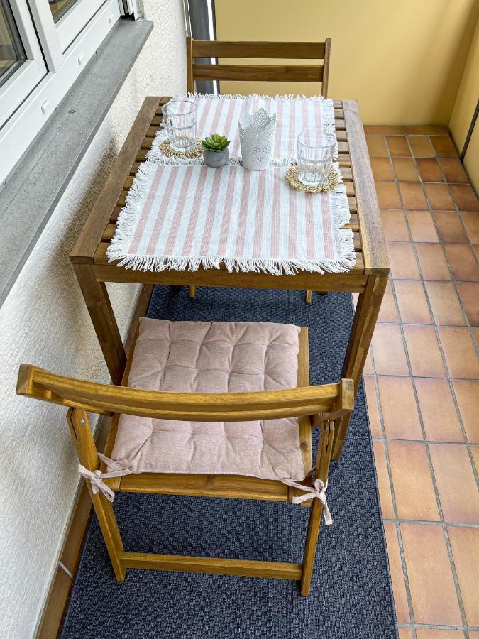 M&d Naehe Volkspark Mit Balkon - Netflix - Kueche * Kaiserslautern