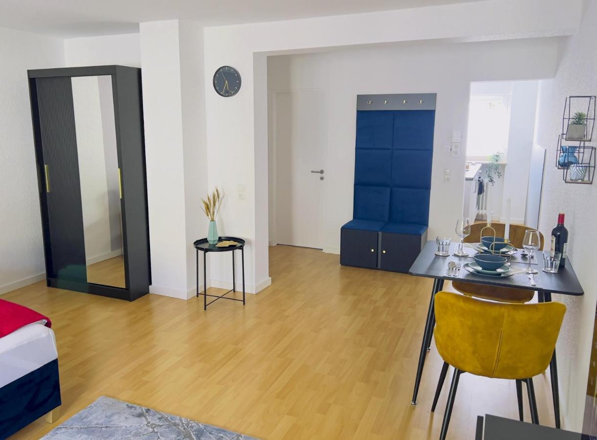 Apartment M&d Naehe Volkspark Mit Balkon - Netflix - Kueche *